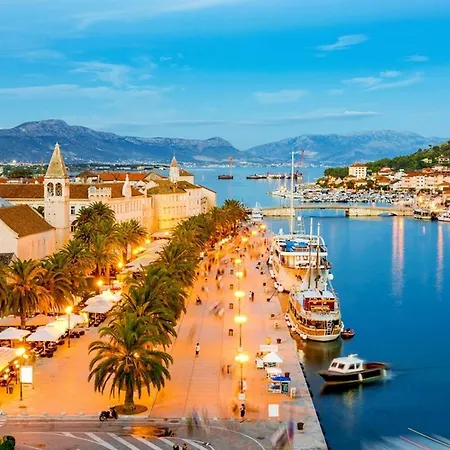 Apartamento Central Trogir